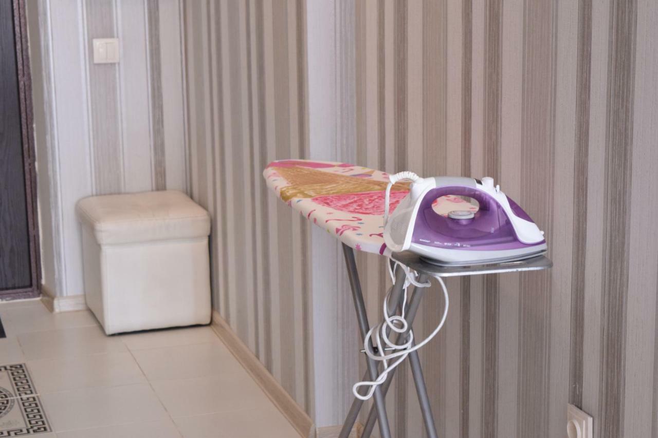Apartment With Good View In The Center 비슈케크 외부 사진